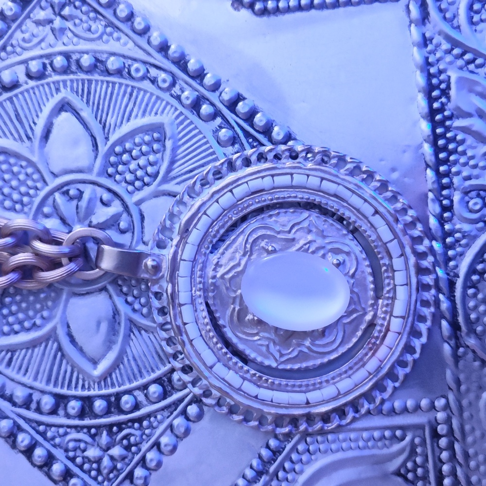 A fine beautiful necklaces